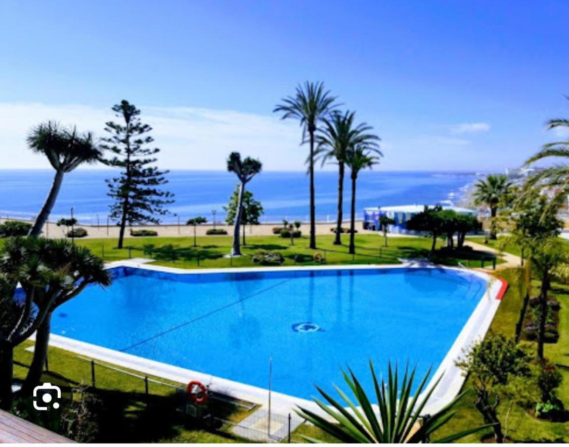 Santa Clara Newparadise Torremolinos Exterior foto